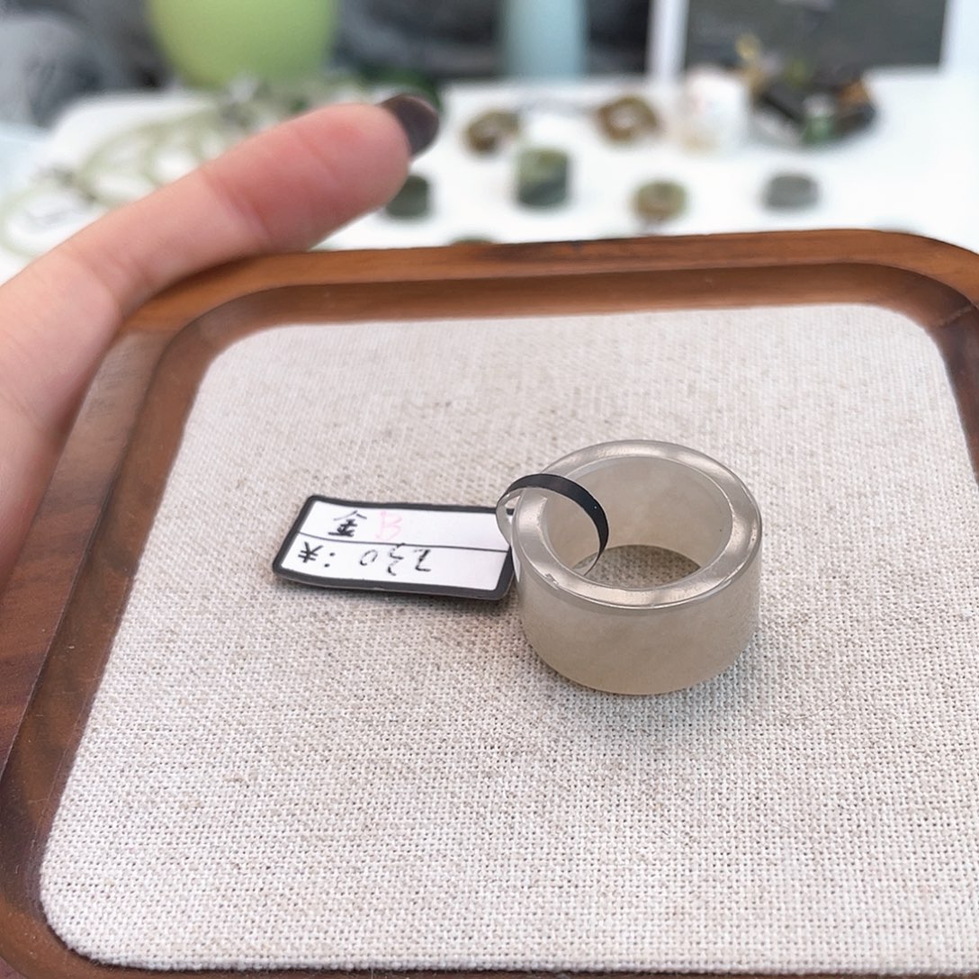 和田玉未镶嵌戒指U178烟灰15.9不退换