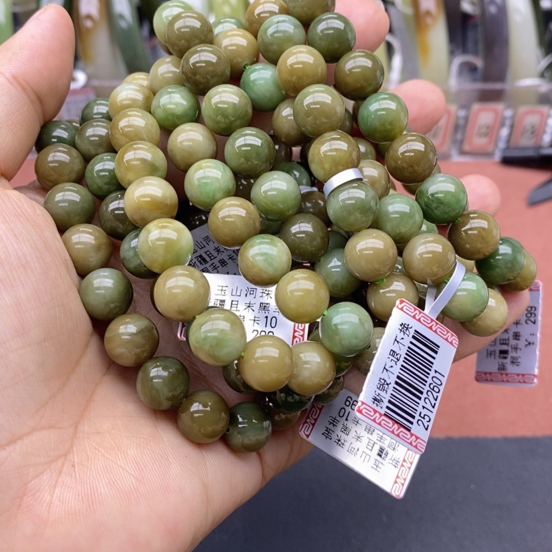 和田玉未镶嵌手串卡10