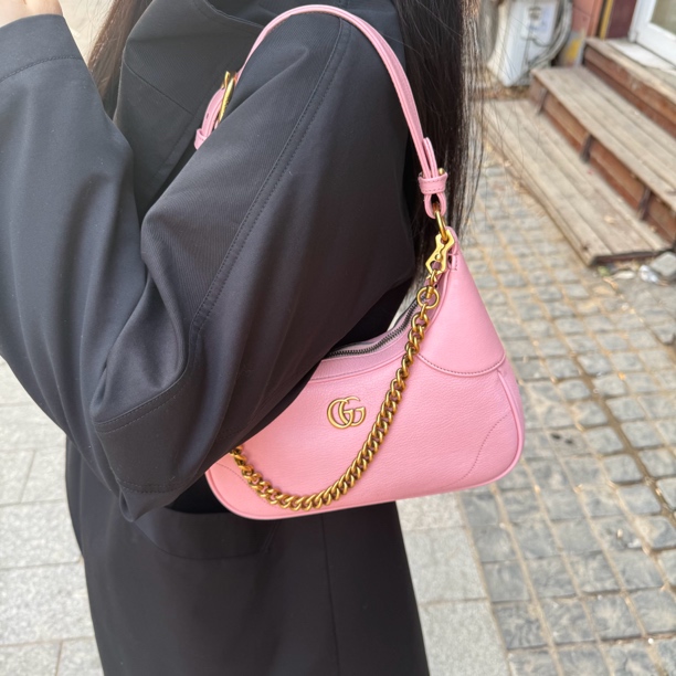 95新 GUCCI/古驰 古驰 Aphrodite系列粉色新月腋下包小号