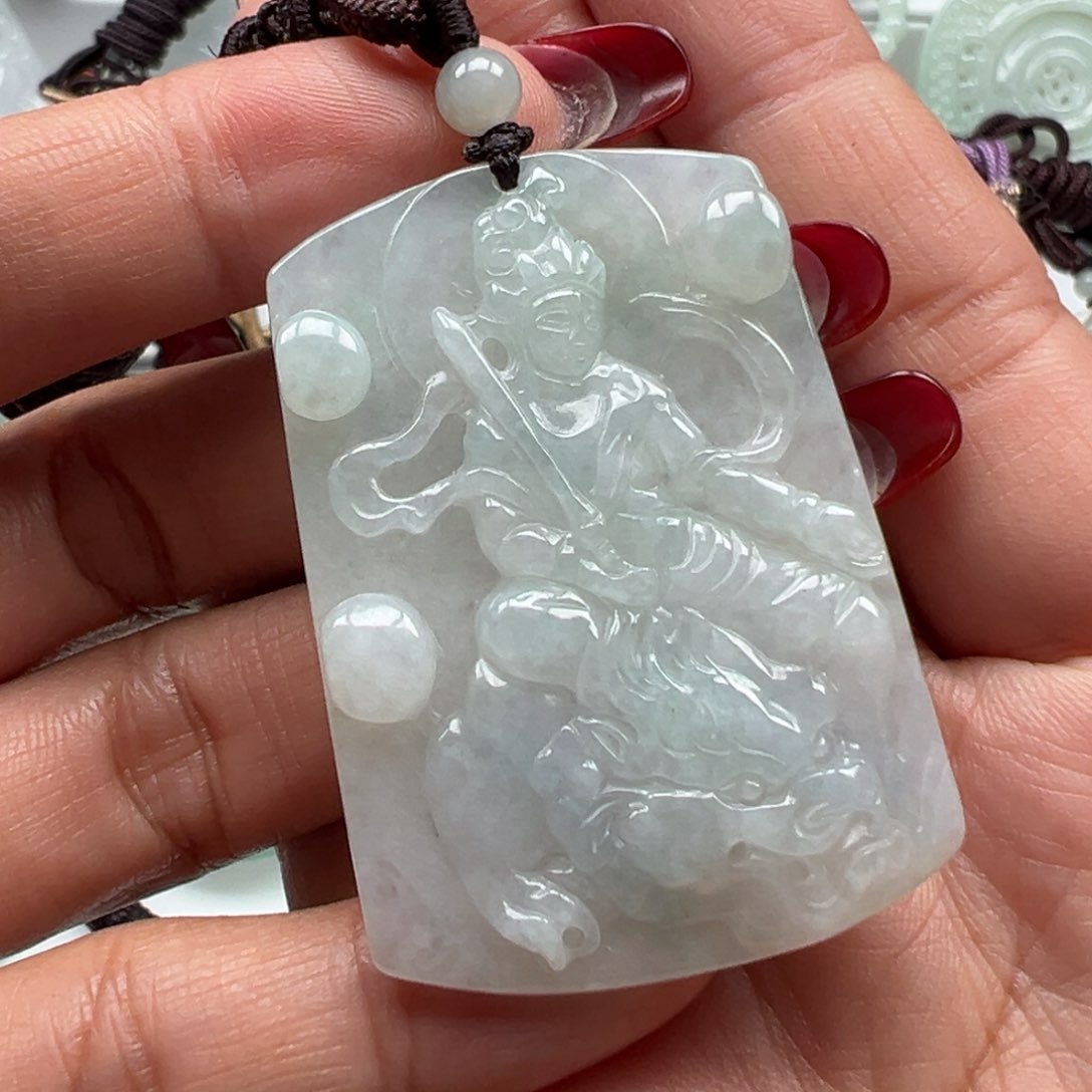 翡翠颈饰未镶嵌文殊
