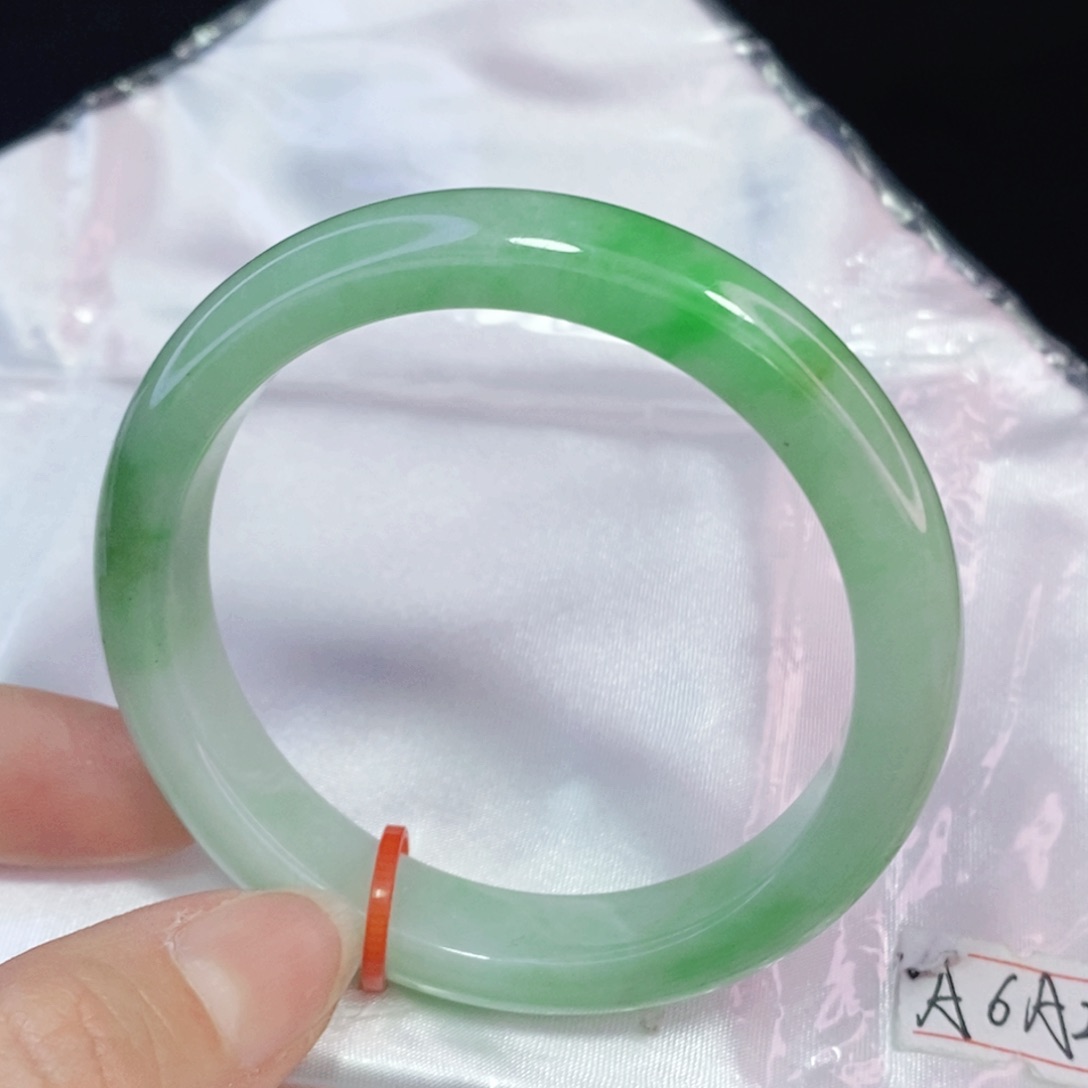 未镶嵌手镯翡翠52.5正圈