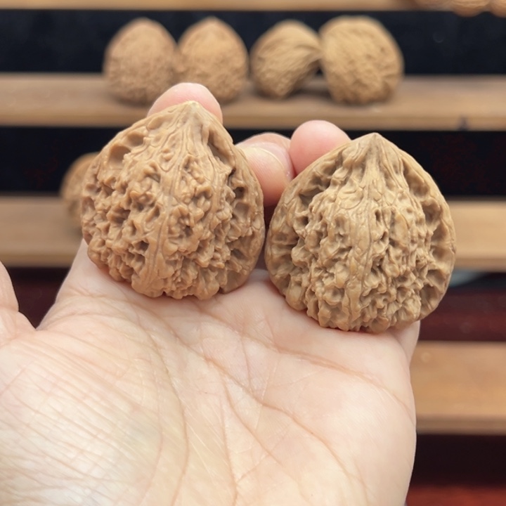 王***古涿鹿南京石文玩核桃