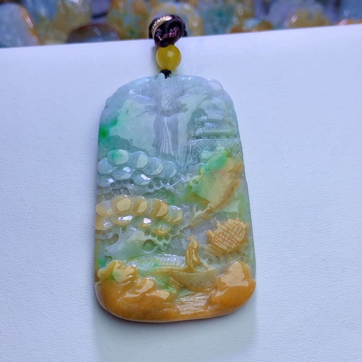 颈饰未镶嵌翡翠山水