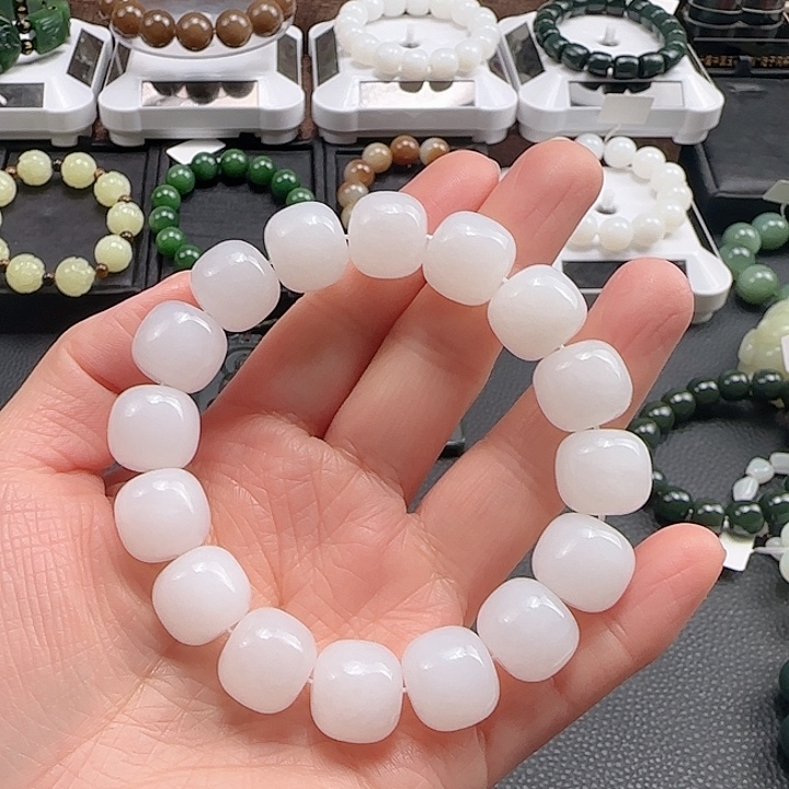 和田玉手串未镶嵌