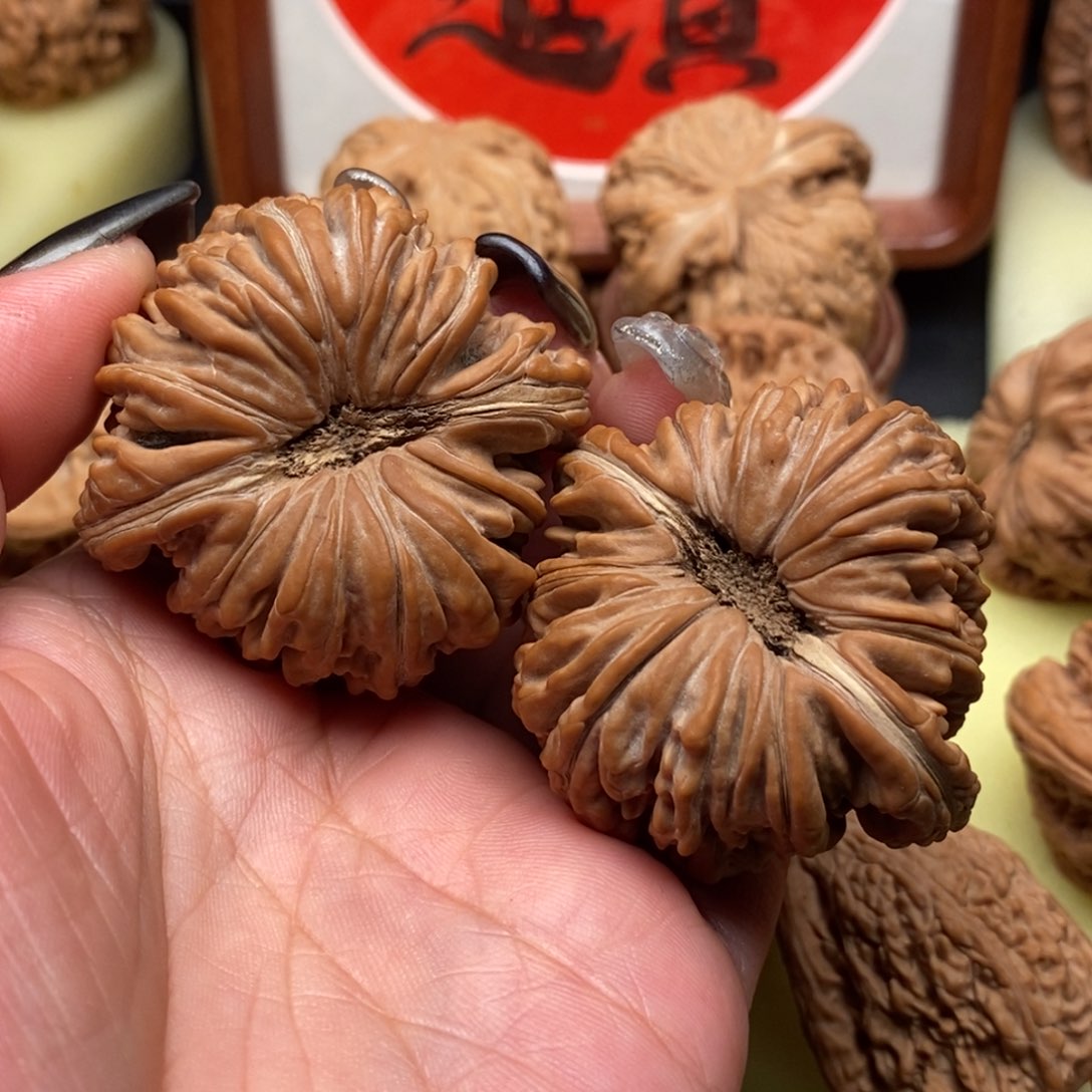【闪购商品】g****n文玩核桃拱桥楼