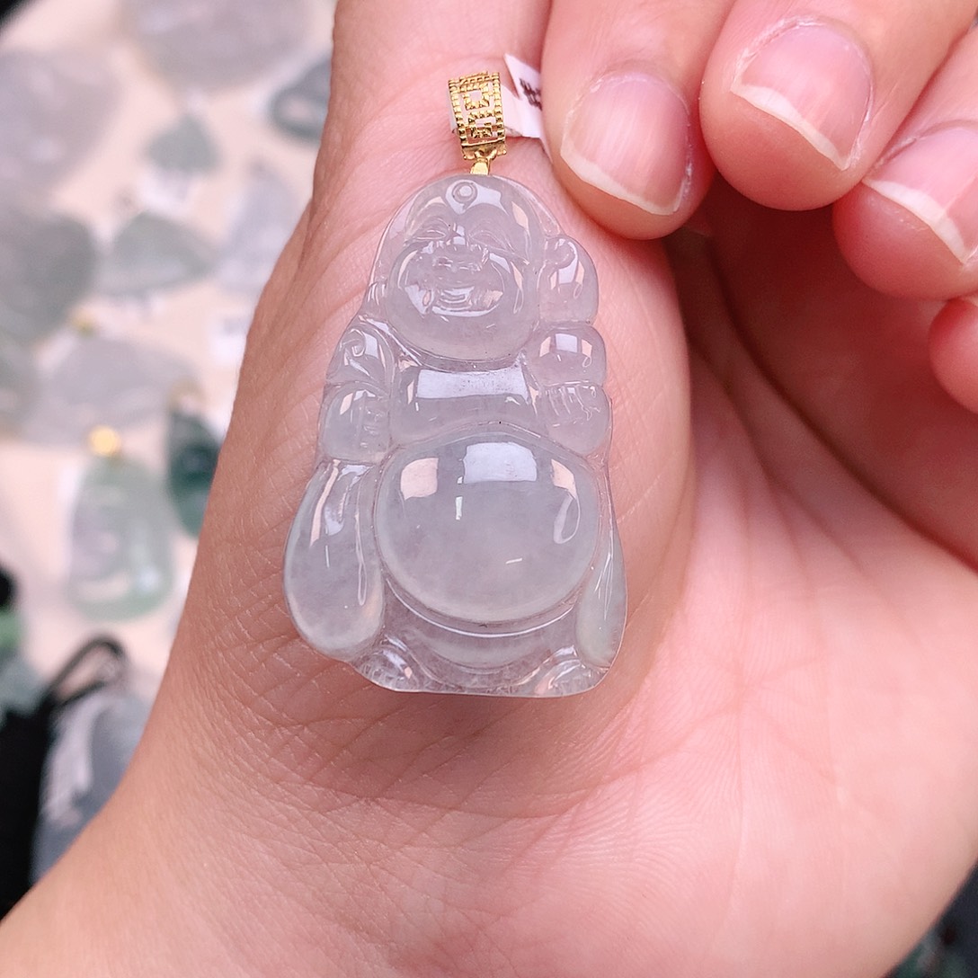 翡翠颈饰18K金镶嵌布袋佛