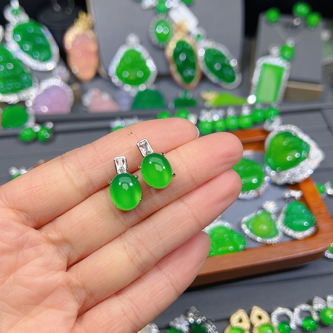 玛瑙/玉髓合金颈饰