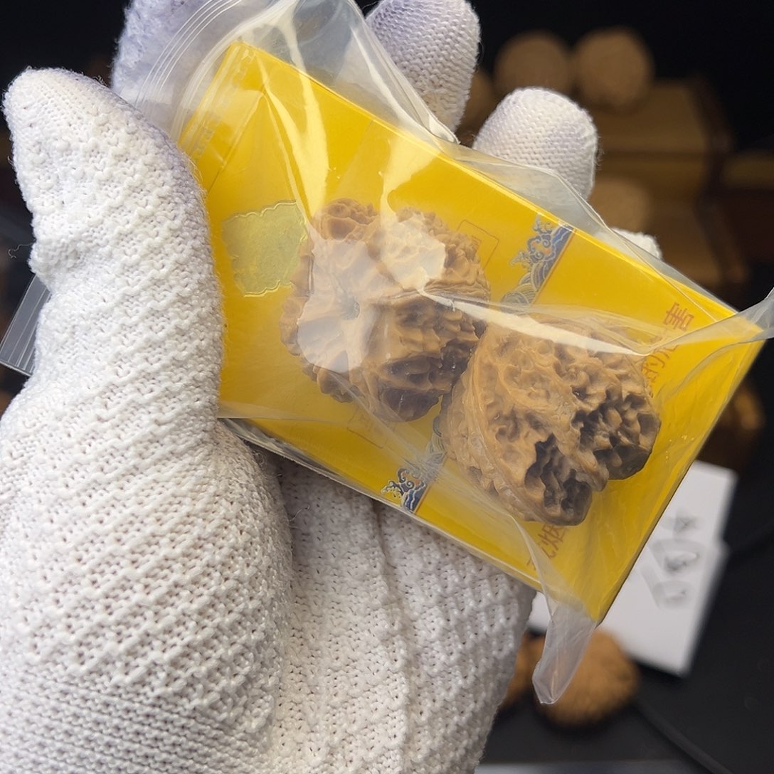 新***℡文玩核桃把件磨盘哥