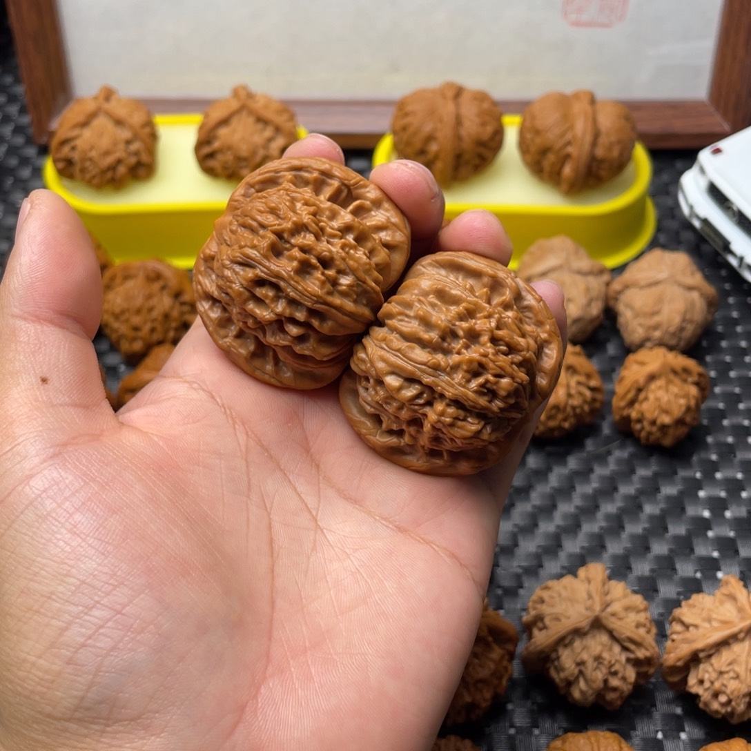 把件文玩核桃四座楼46➕打底微修