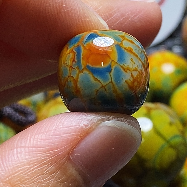 微***。玛瑙/玉髓未镶嵌颈饰