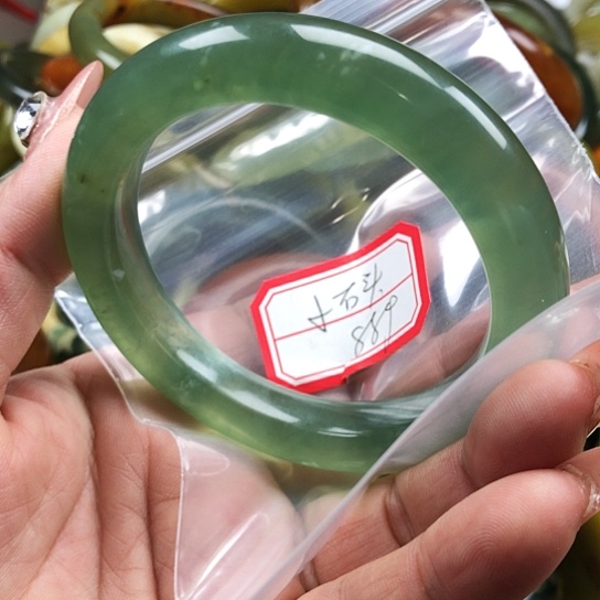 蛇纹石玉手镯未镶嵌小****9