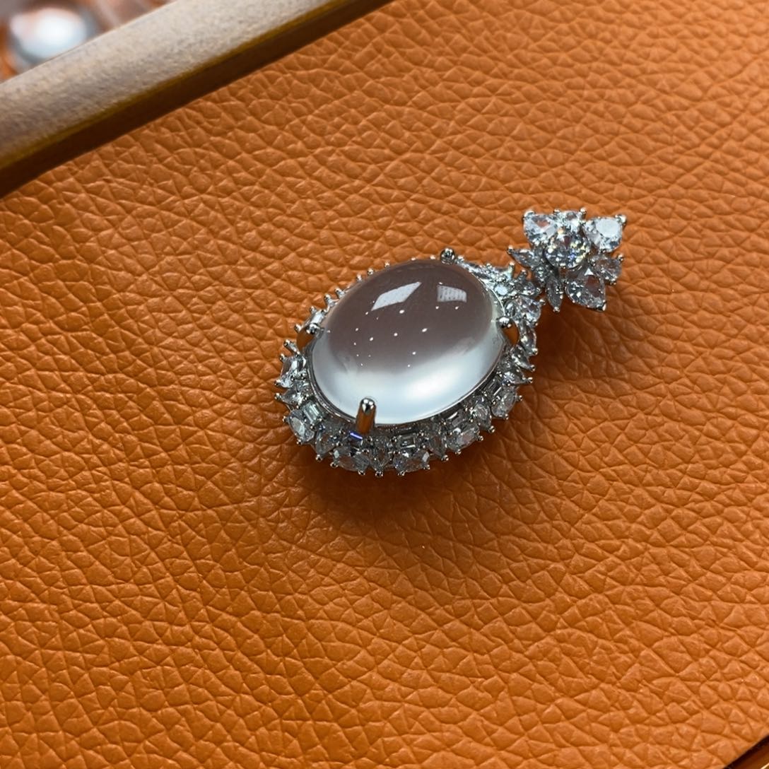 石英质玉吊坠(赠链)银S925镶嵌