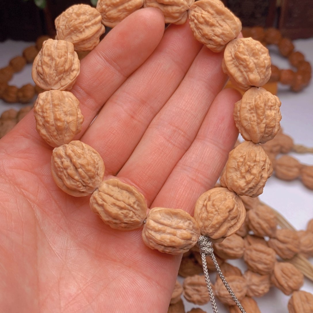 桃核手串蛤蟆头尺寸18