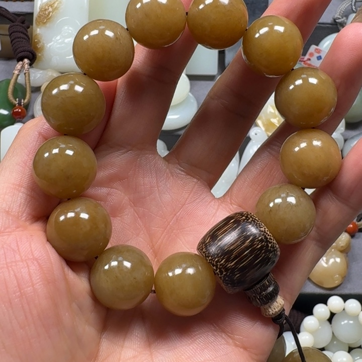 和田玉手串未镶嵌