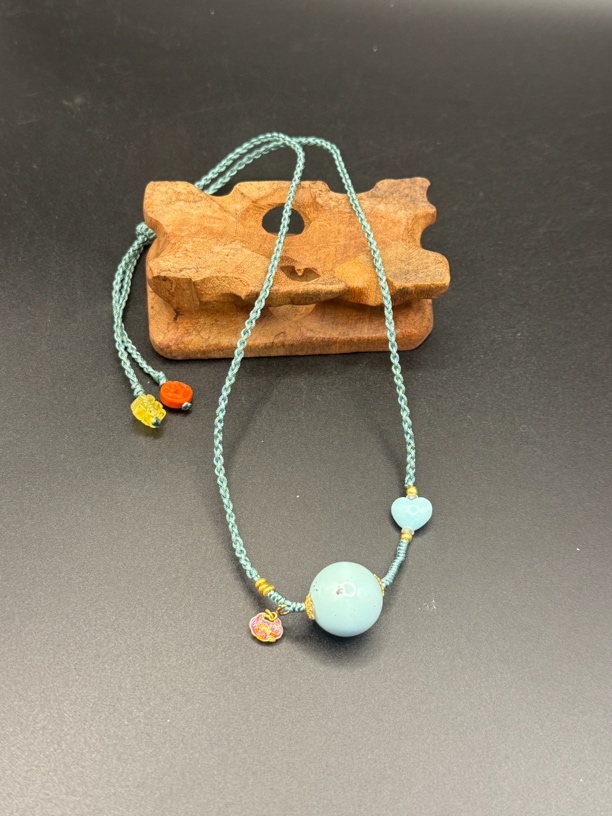 高瓷蓝绿松石水草纹圆珠搭配18k金手工编织项链