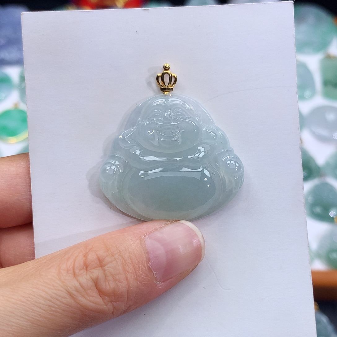 翡翠18K金镶嵌颈饰翡翠吊坠