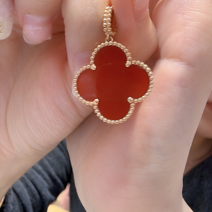 玛瑙/玉髓吊坠(不含链)18K金镶嵌26mm草