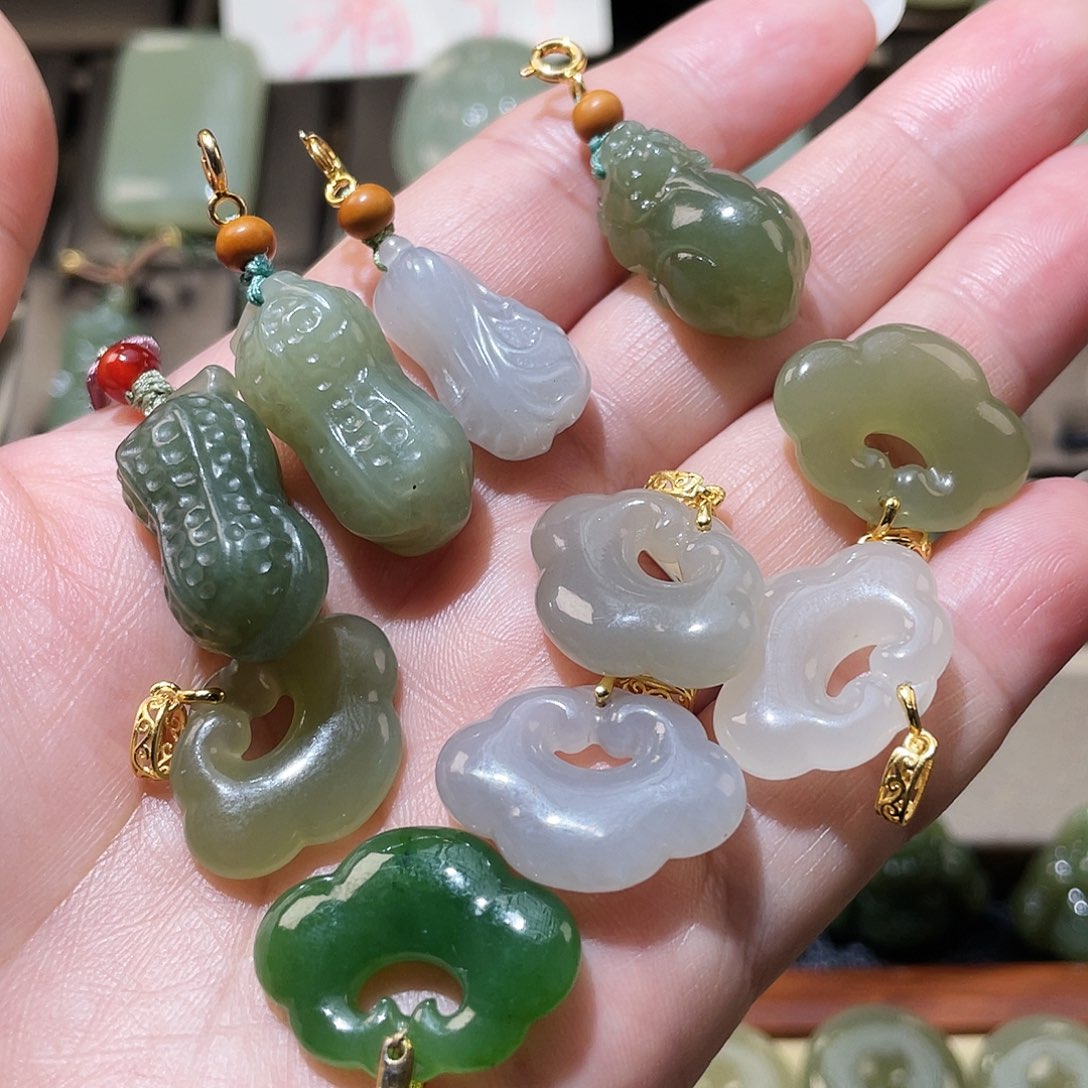 和田玉吊坠(不含链)未镶嵌任选2件