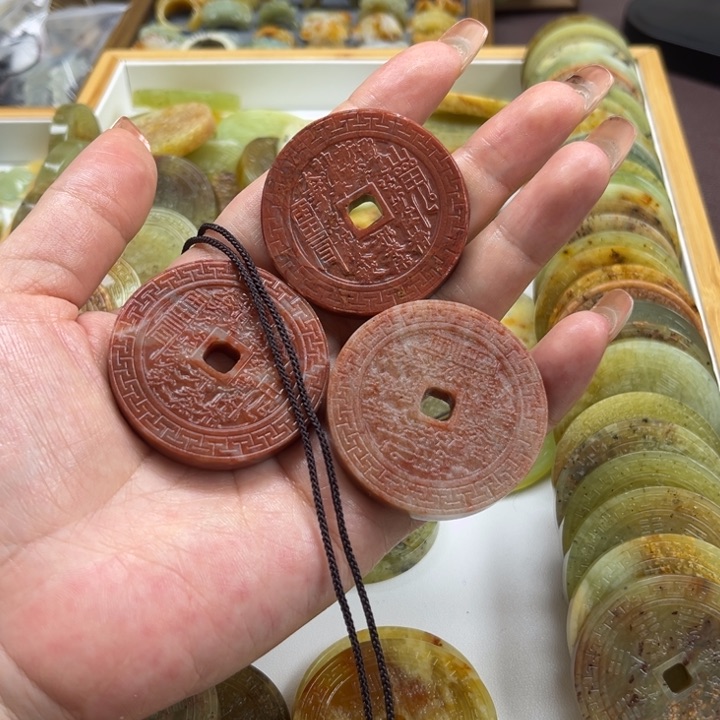 未镶嵌蛇纹石玉手链