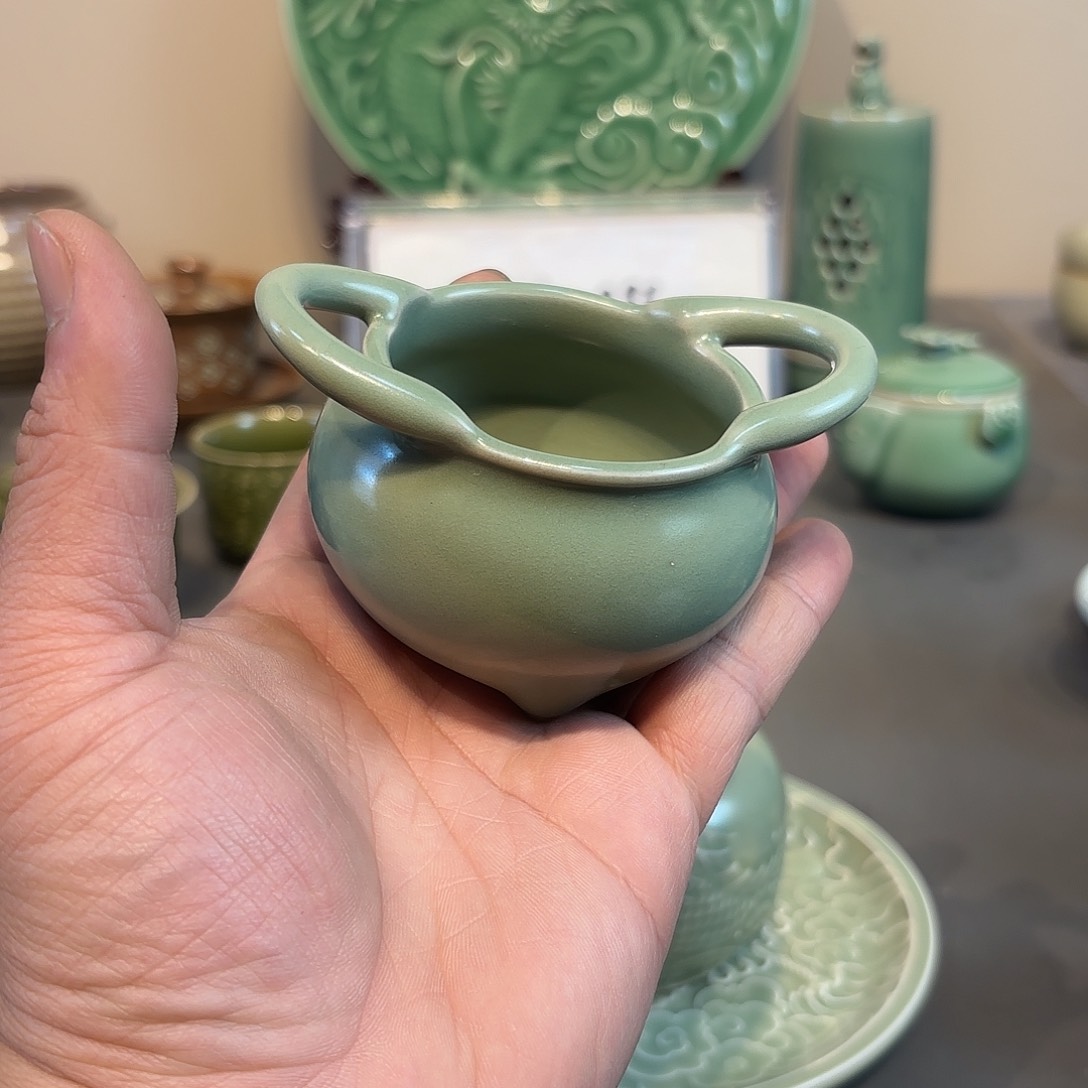 瓷片龙泉青瓷福利青瓷