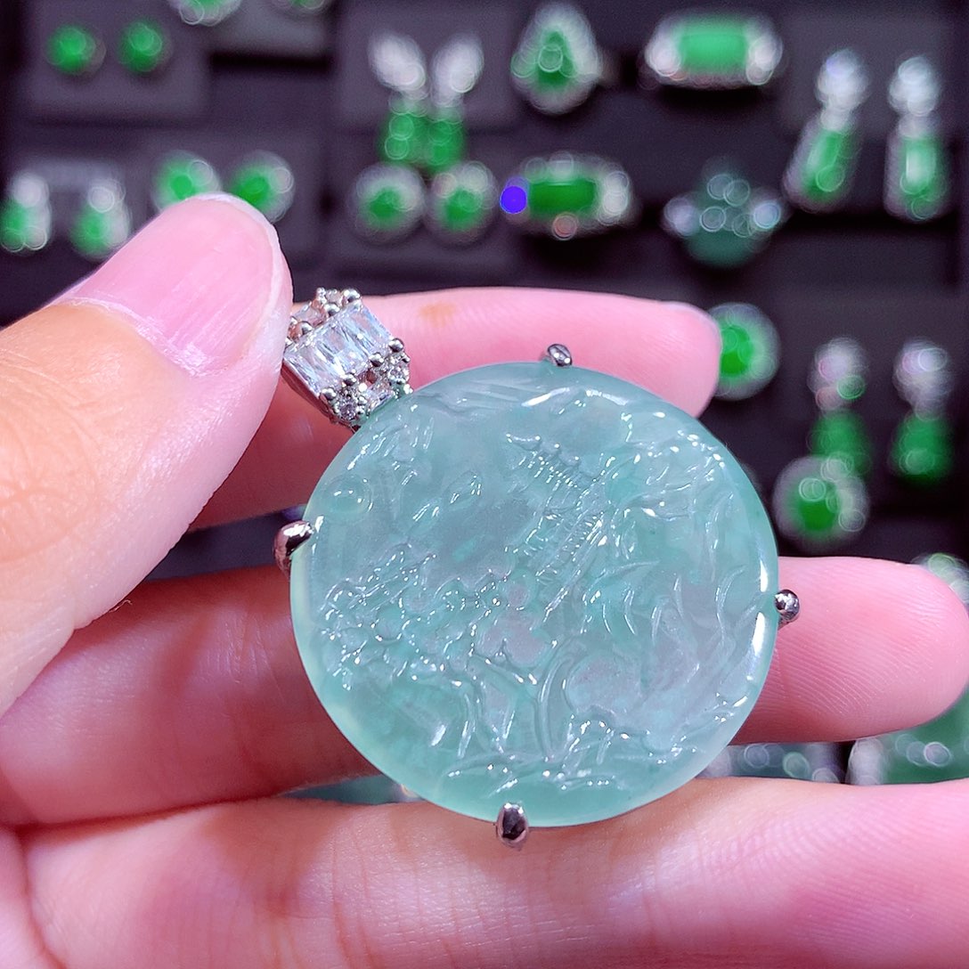 翡翠未镶嵌颈饰天然