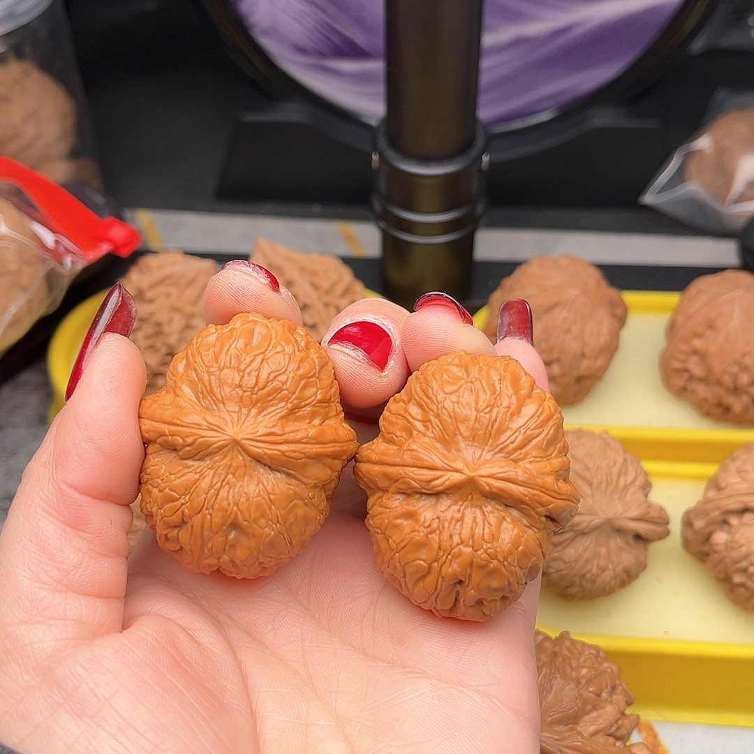 文玩核桃把件元宝修43