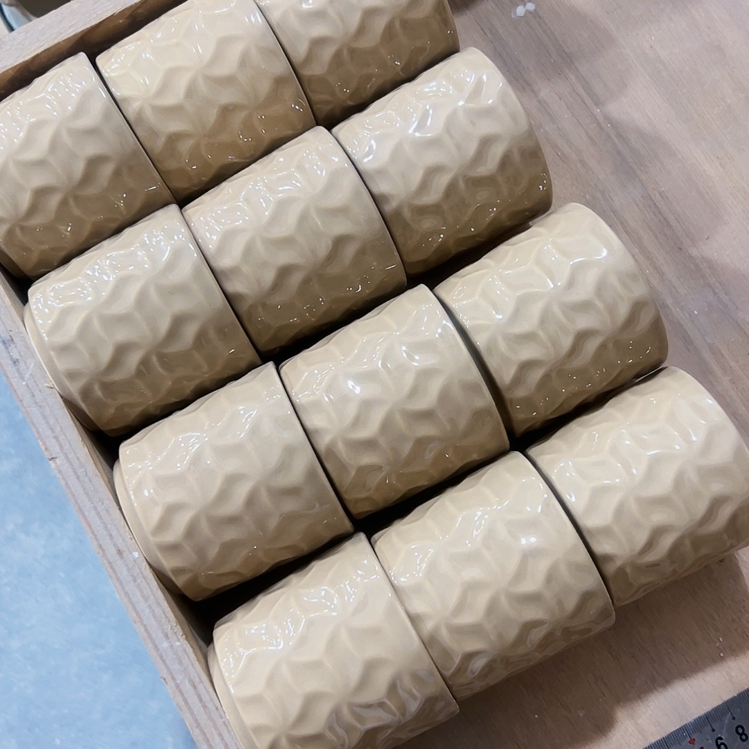 有孔，外贸尾单陶瓷花盆凑单10米包邮