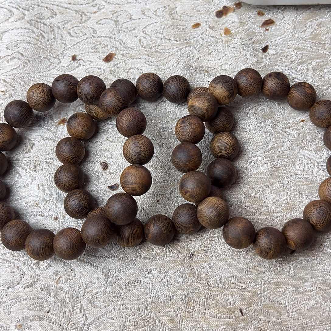 沉香手串1.3虫漏18克多样性发一沉香手串