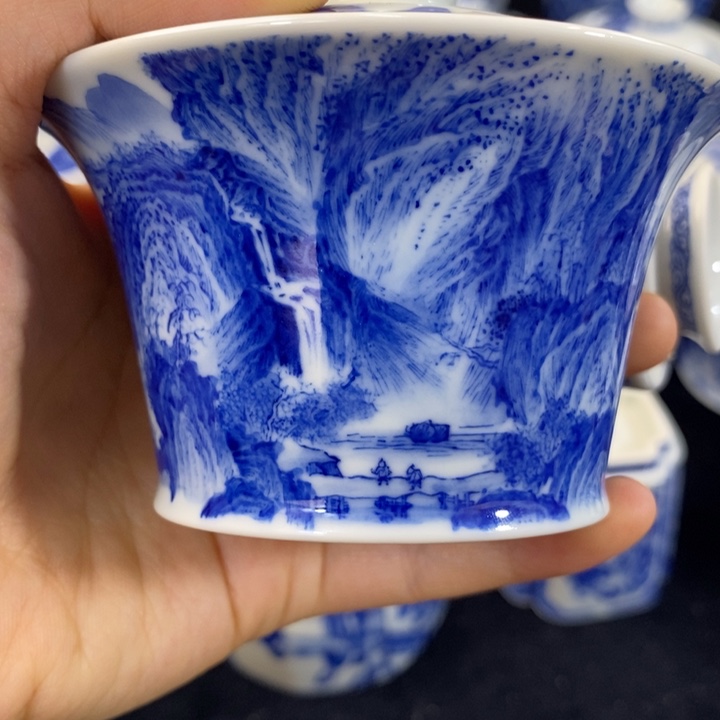 王***n寻山晓隐秋山萧寺盖碗 加一个杯