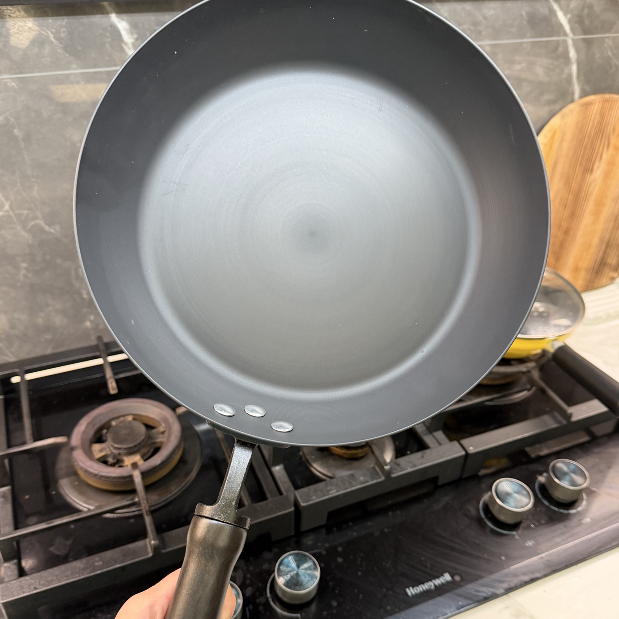 阮阮家多规格极铁平底锅，不生锈不粘锅无涂层，无锅盖