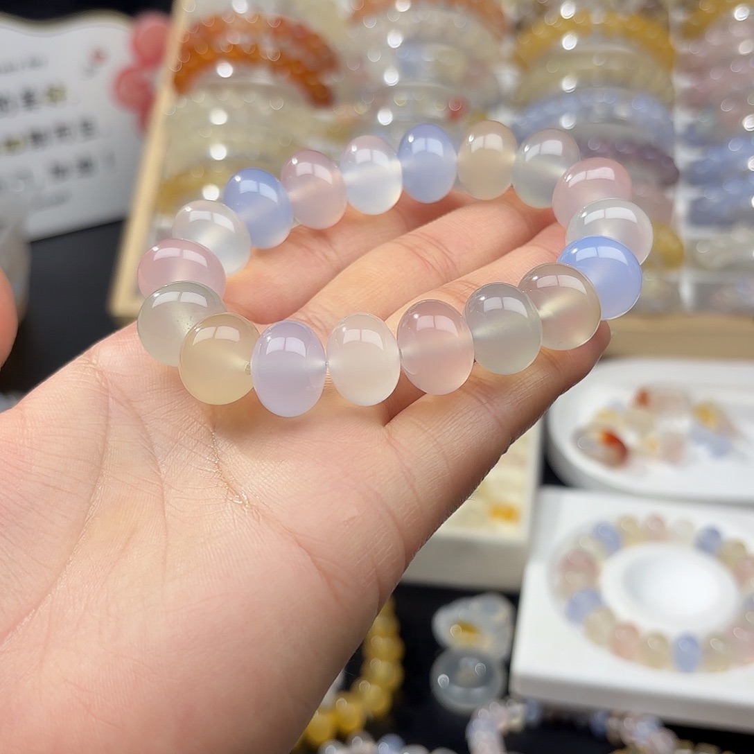 好***8玛瑙/玉髓未镶嵌手链