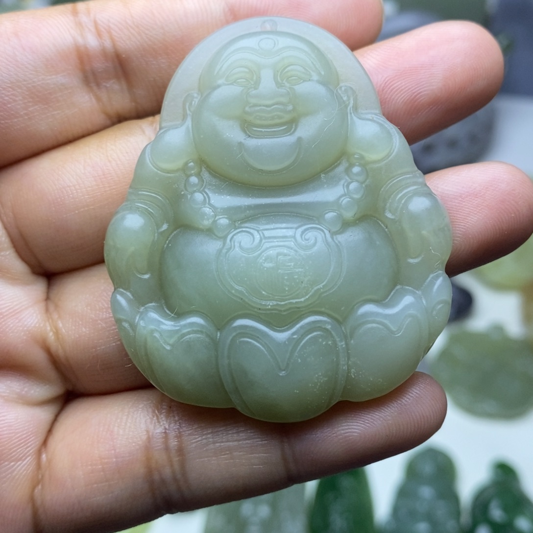 颈饰未镶嵌和田玉