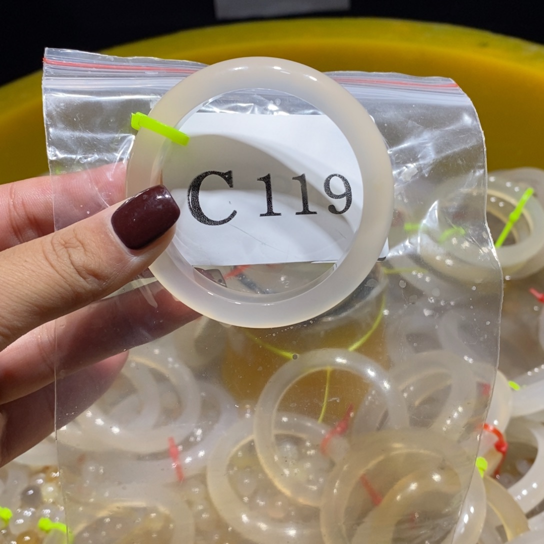 B***e玛瑙/玉髓未镶嵌手镯