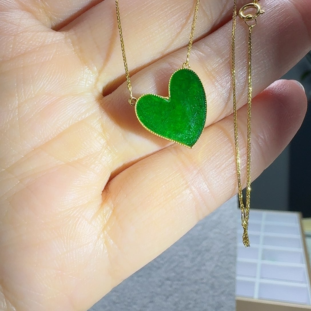 翡翠吊坠(赠链)18K金镶嵌天然