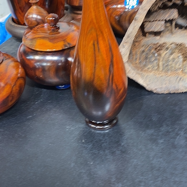 我***跃酸枝花瓶一个漂亮