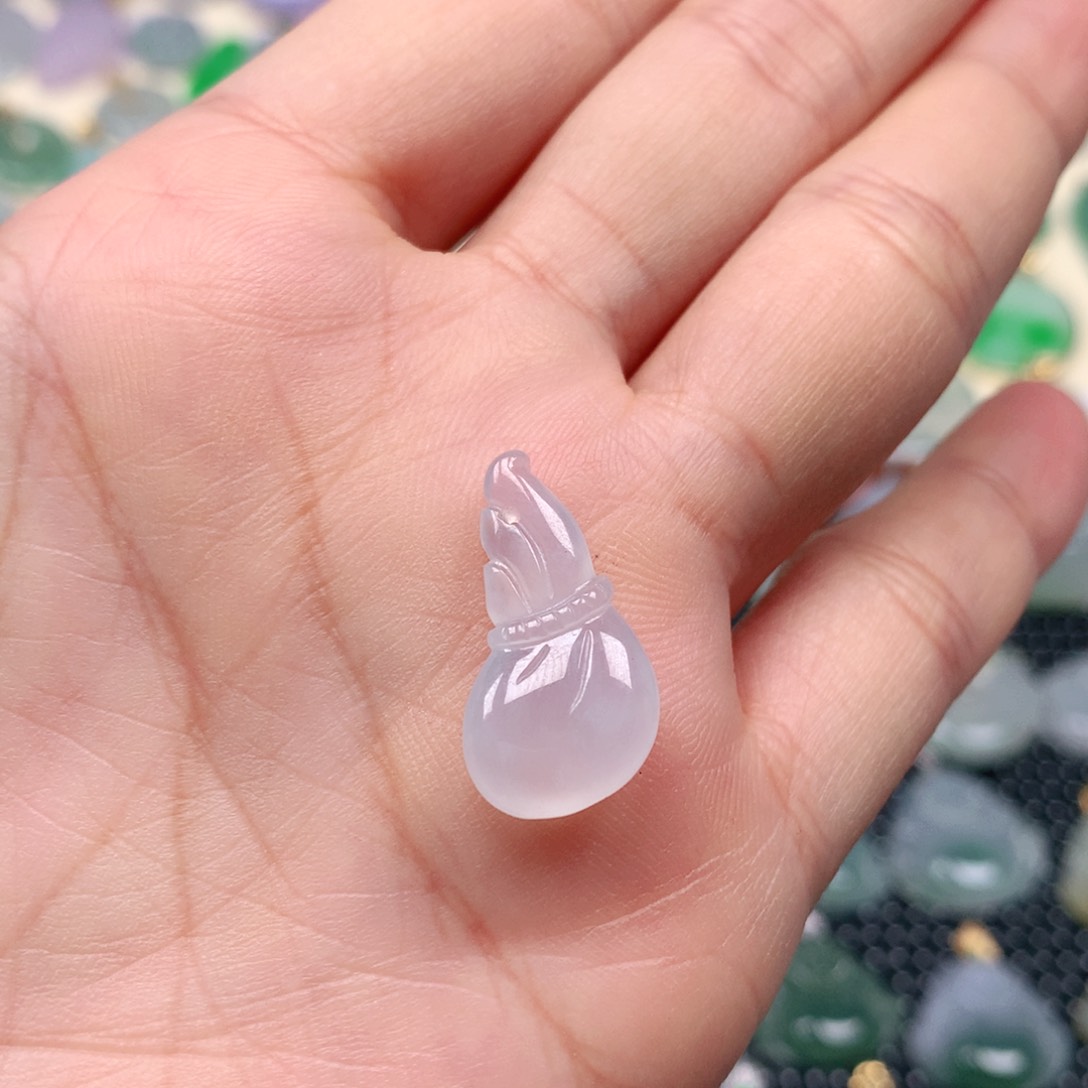 【闪购商品】翡翠吊坠(不含链)未镶嵌