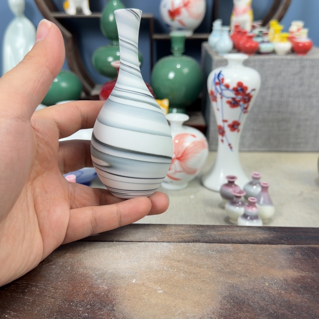 陶瓷手工小花器摆件