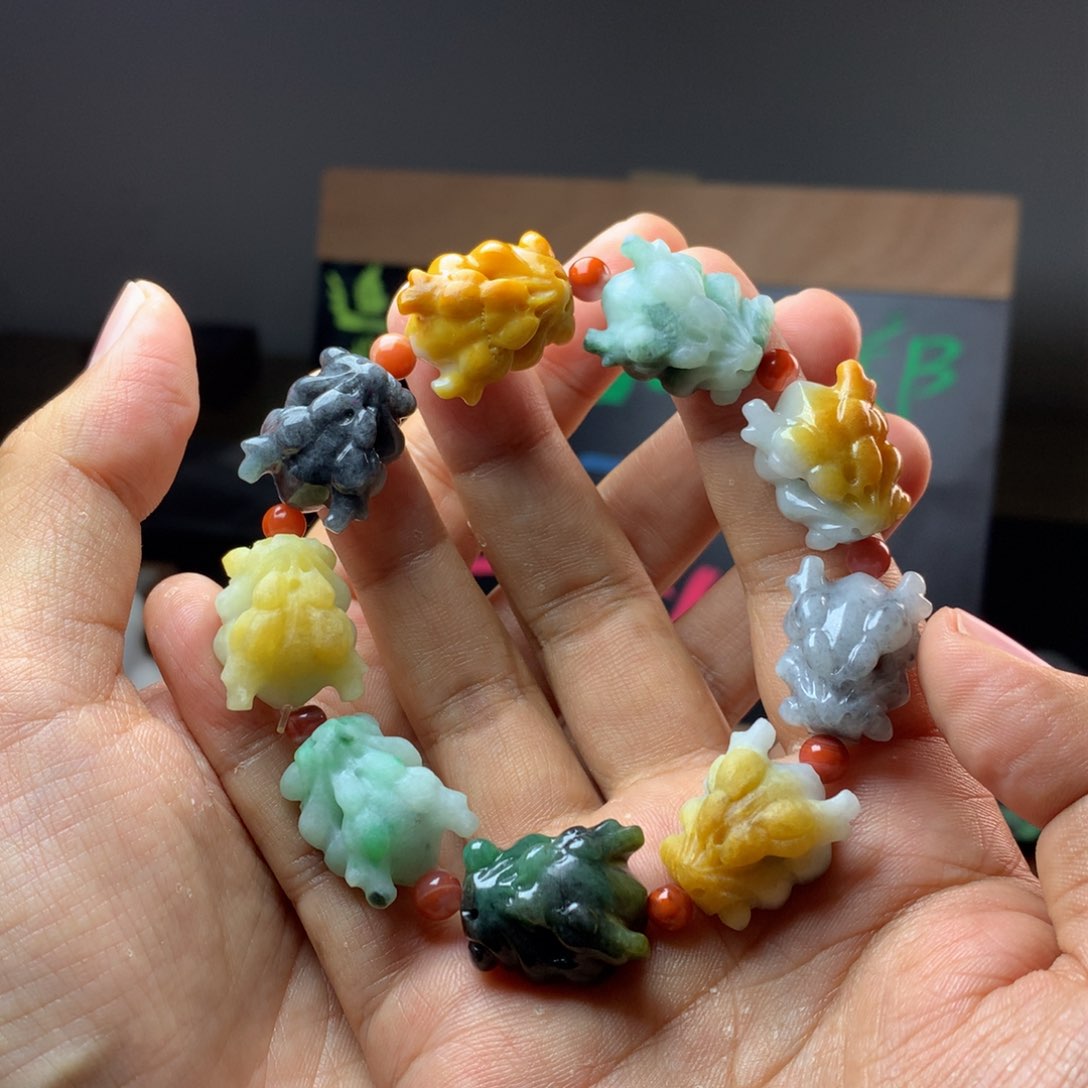 定制翡翠未镶嵌3***岁翡翠