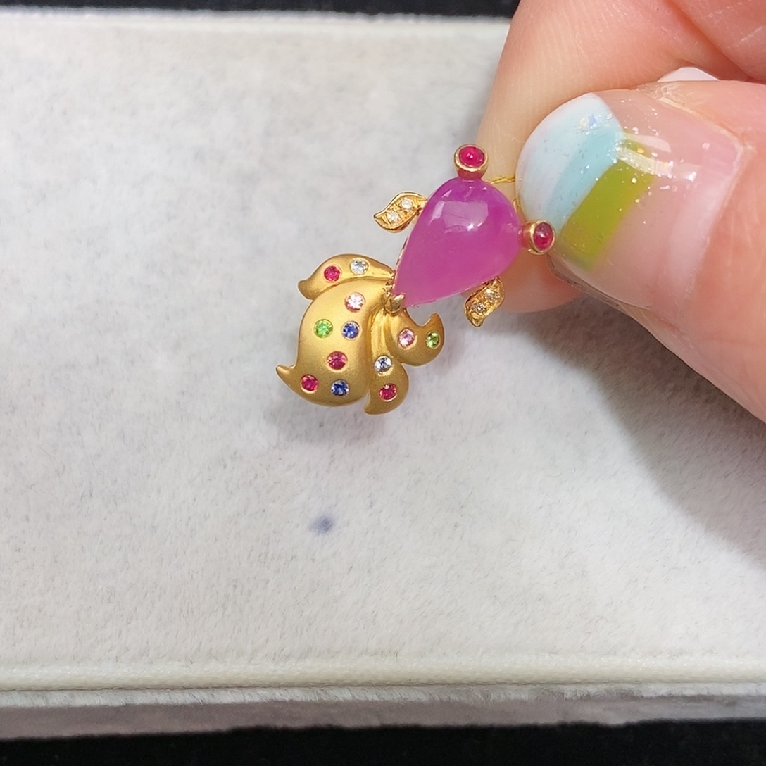 苏纪石（舒俱来）18K金镶嵌吊坠(不含链)