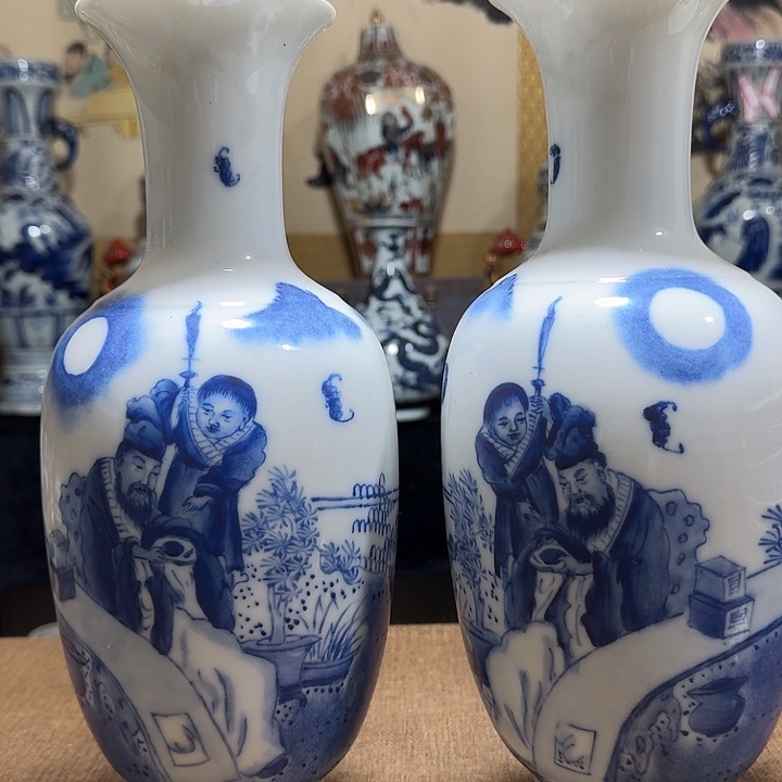 摆件                