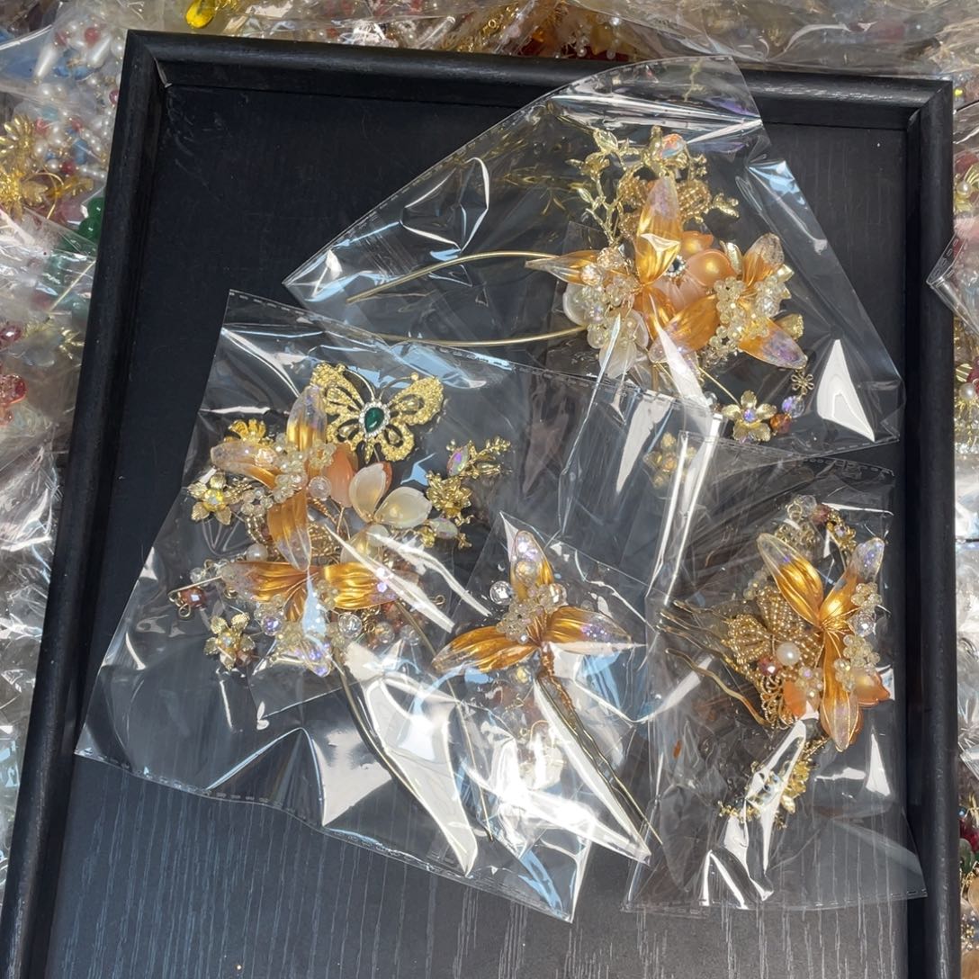 混合材质新娘头饰默认微瑕不退换