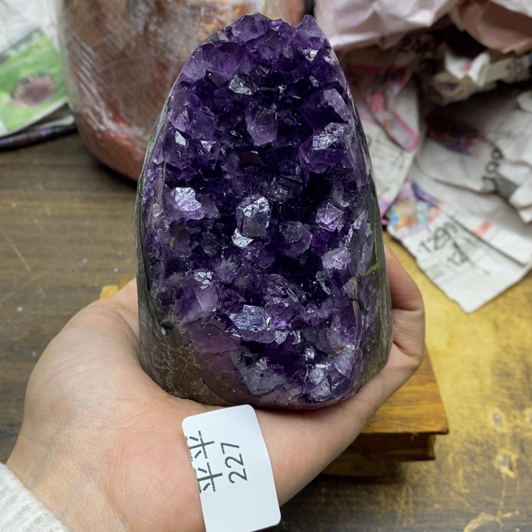 紫晶乌拉圭未镶嵌