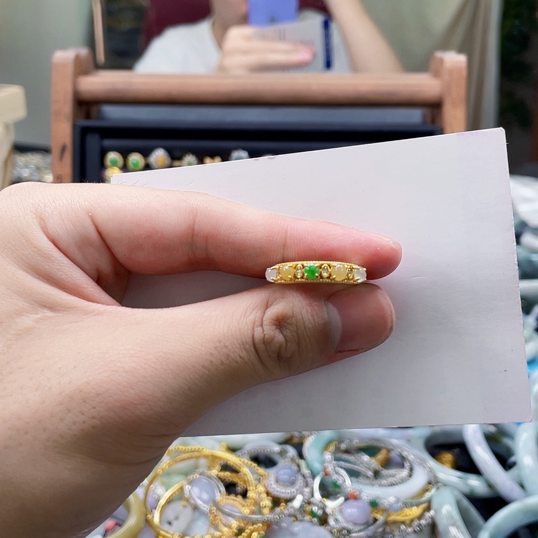 翡翠未镶嵌颈饰天然Ａ货翡翠