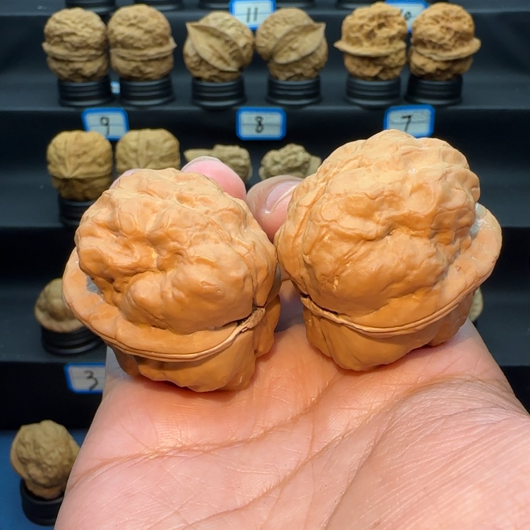 洛***哥桃核把件金蟾疙瘩包