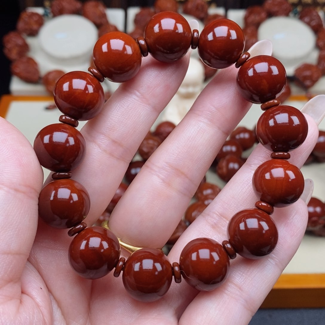 橄榄核吊坠无***张正圆光珠