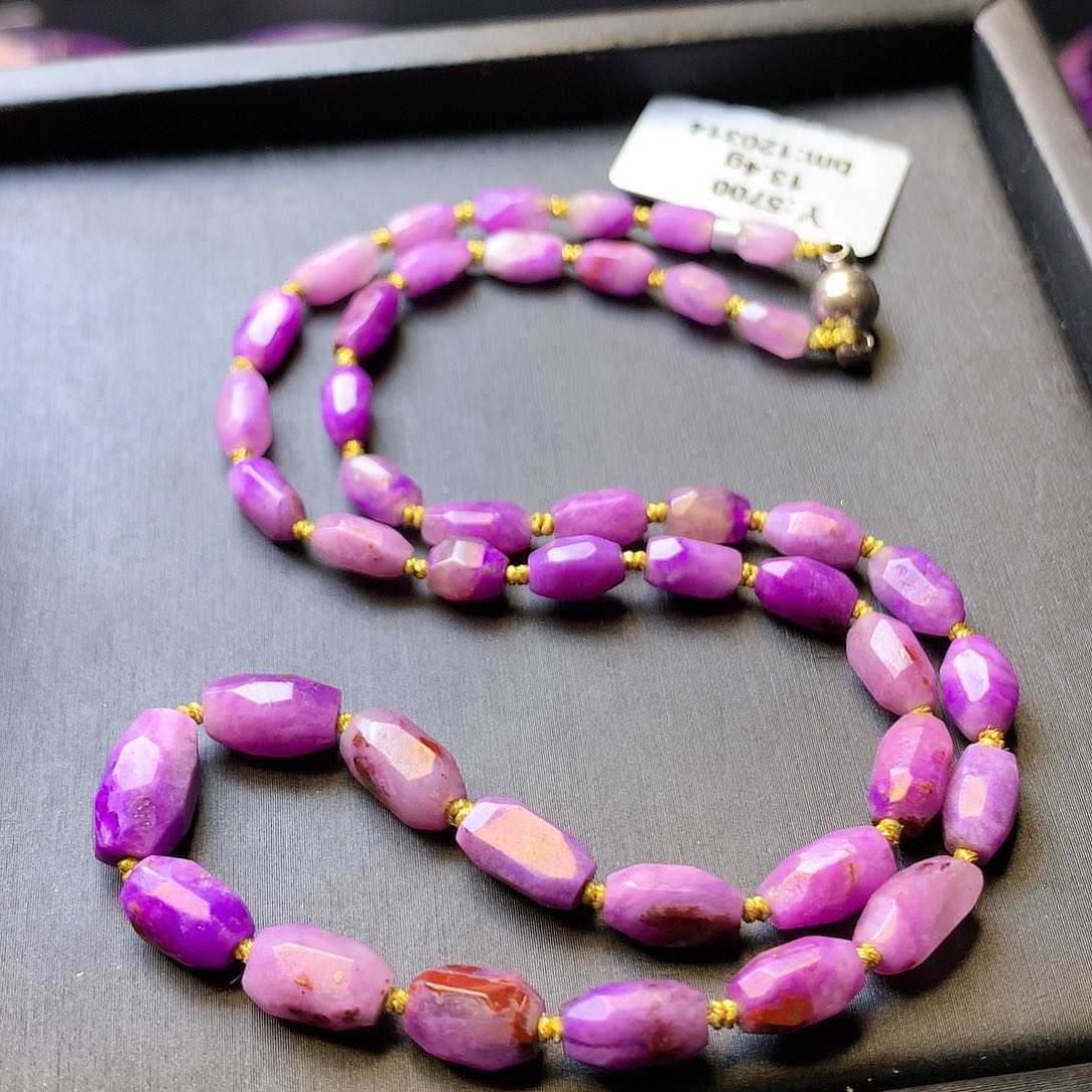 未镶嵌苏纪石（舒俱来）项链