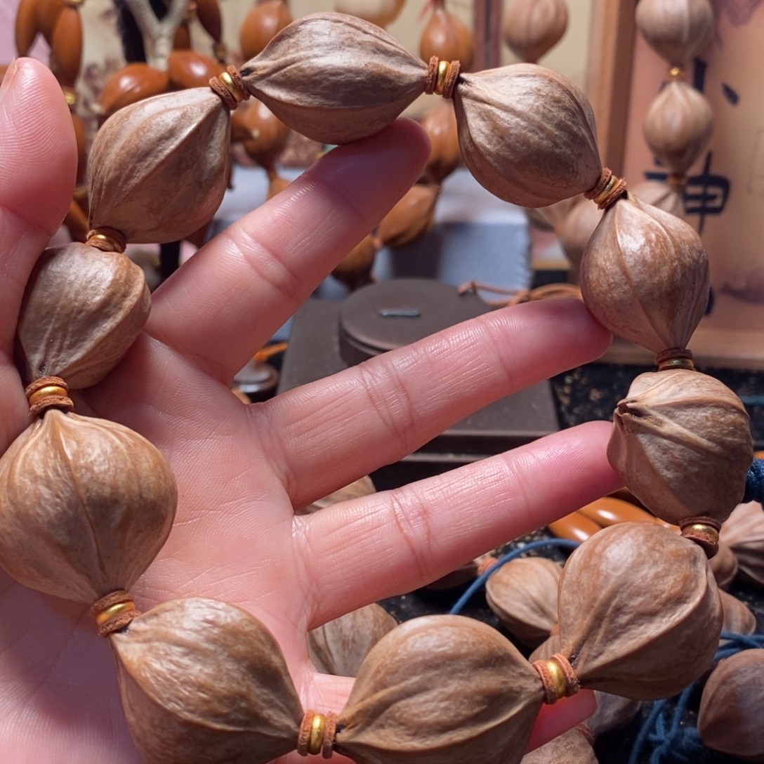 海****手串/手链橄榄核2.7四花原皮