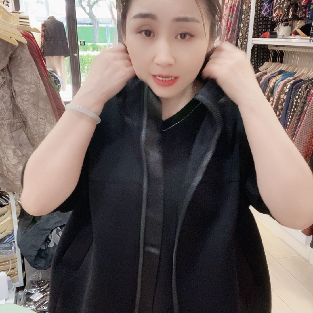 肥肥伊人精品马甲