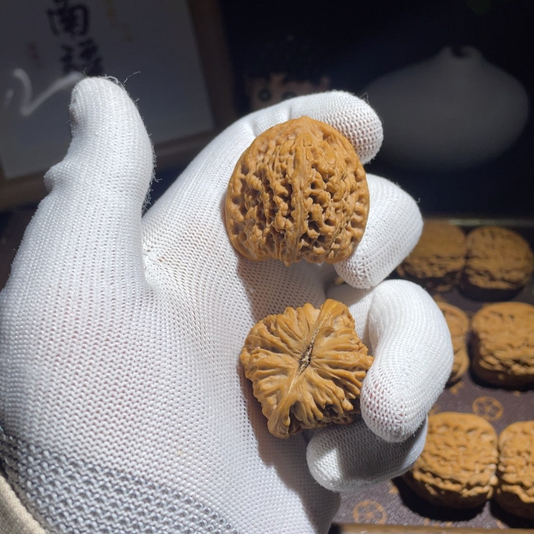 文玩核桃吊坠俗**耐核桃