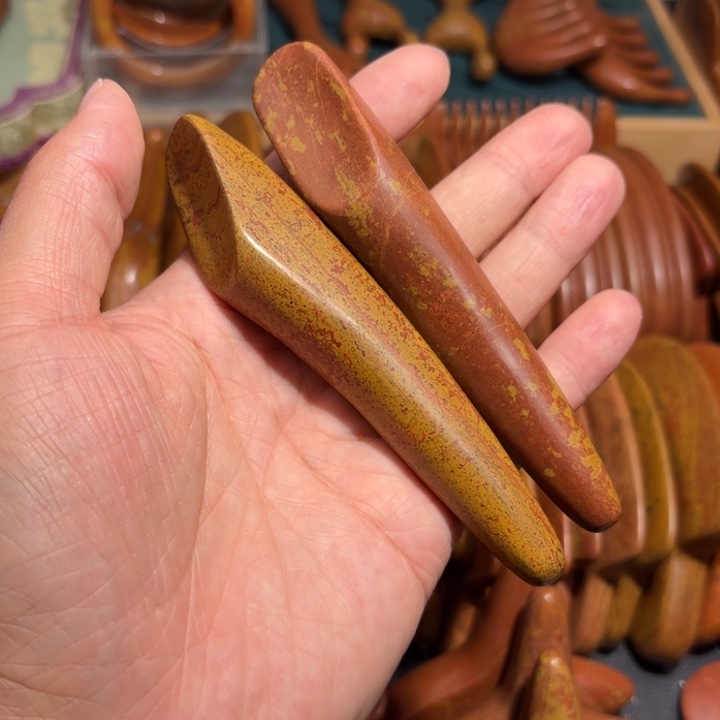 红砭石精品款角式鼻部